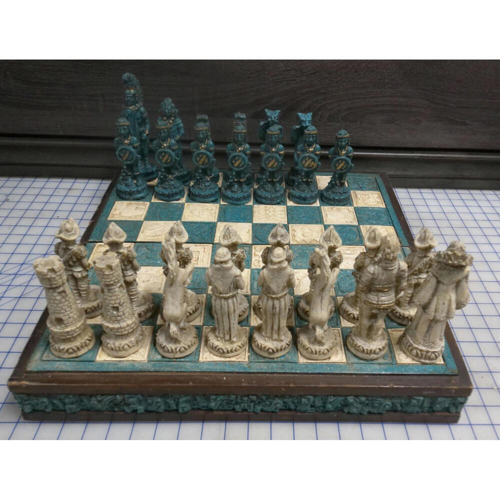 Spanish Conquistador Colonial Chess Set 29 Pieces Incomplete Decorative Board